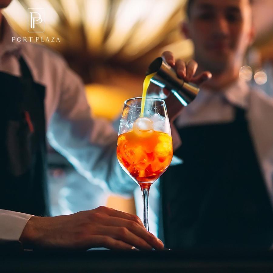 ホテル Port Plaza Evn P'arak'ar エクステリア 写真